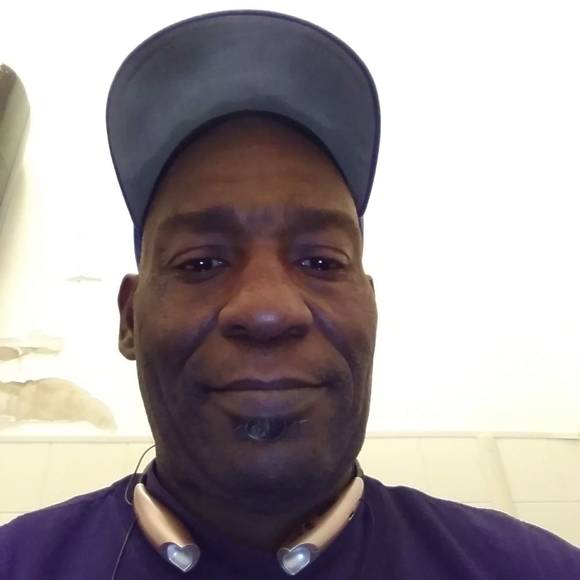 Meet your Posher, Edward - Picture 1 of 1